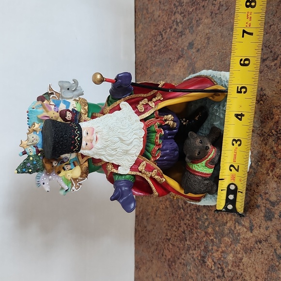 Lenox Bearing Wondrous Gifts Lynn Bywaters Santa 1998 - Picture 8 of 17